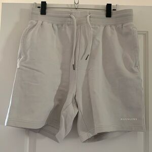 Urban Outfitters. Maglens. Oversized beige unisex Large shorts. NWT. In bag.